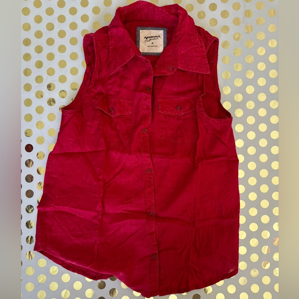Arizona Jean Company Crimson Sleeveless Shirt - Picture 1 of 2
